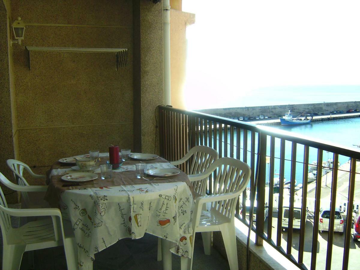 Vistas Al Mar Y Cerca De La Playa Apartman L'Ametlla de Mar Kültér fotó